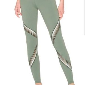 BEYOND YOGA  NEW ! Filament High Waisted Long
Leggings size S NEW with Tag.